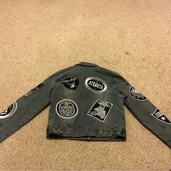 LE MORE FOOTBALL PATCH JEAN DENIM JACKET WOMENS MED EUC PHILA CHICAGO OAKLAND EY - Picture 6 of 6